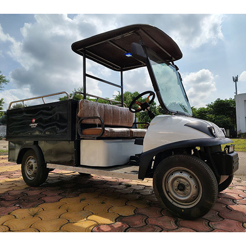 Loaded Golf Kart - Battery Capacity: 105 Ampere-hour (Ah)
