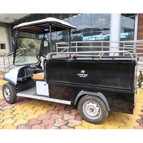 Loaded Golf Kart - Battery Capacity: 105 Ampere-hour (Ah)
