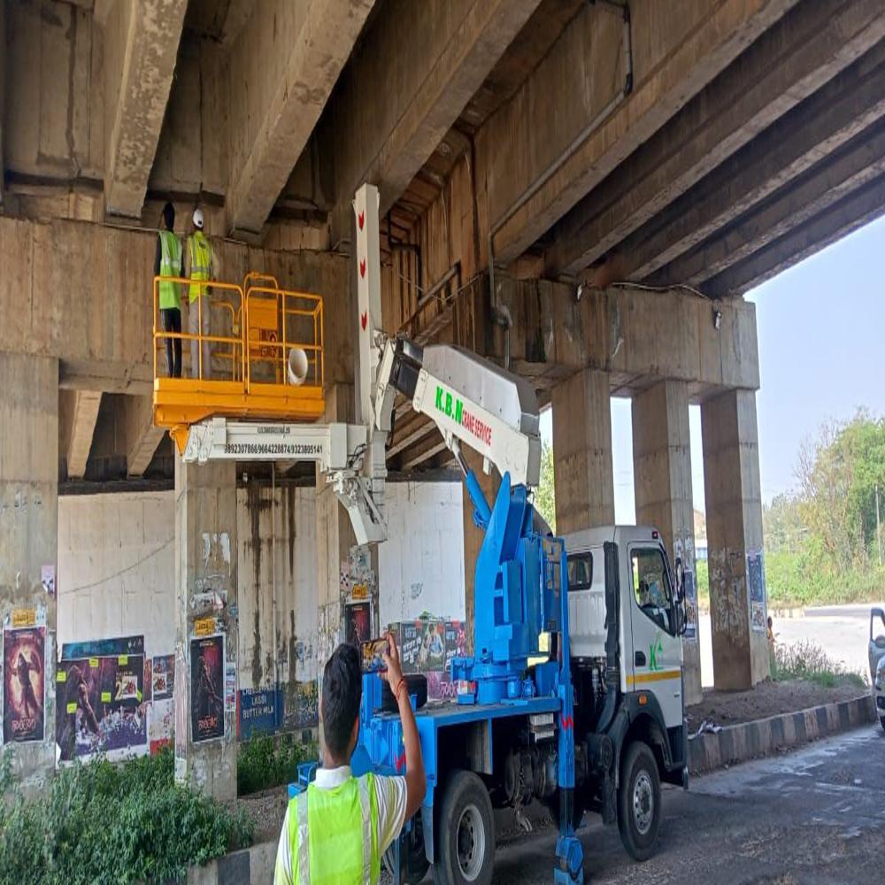  Mobile Bridge Inspection Unit