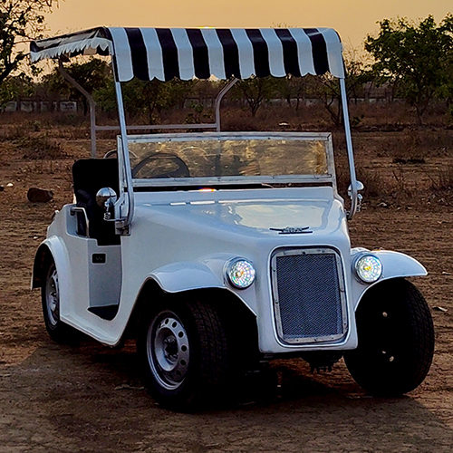 4 Seater Royal Vintage Car