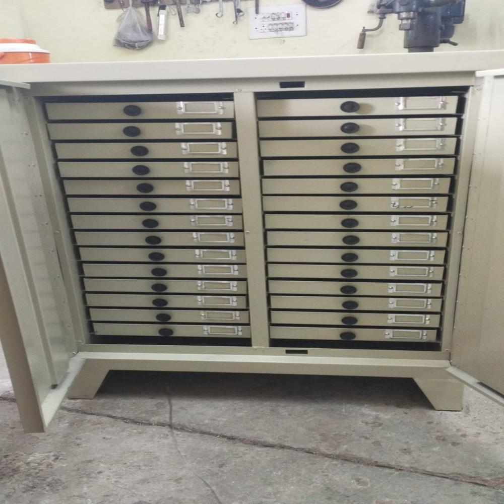 Block Cabinet