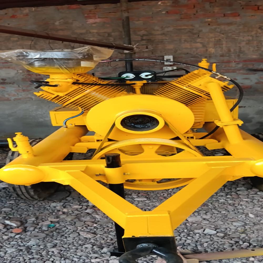 Tractor mounted trolley compressor