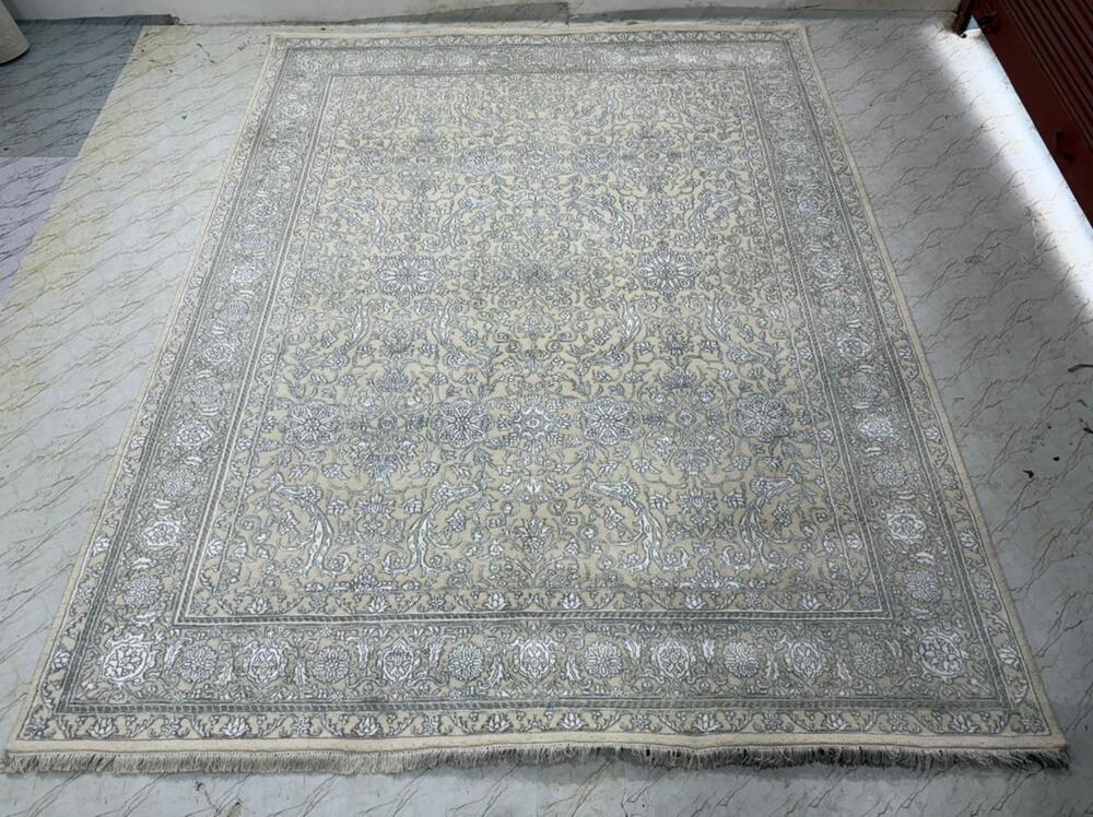 Royal Qajar Medallion Persian Rug