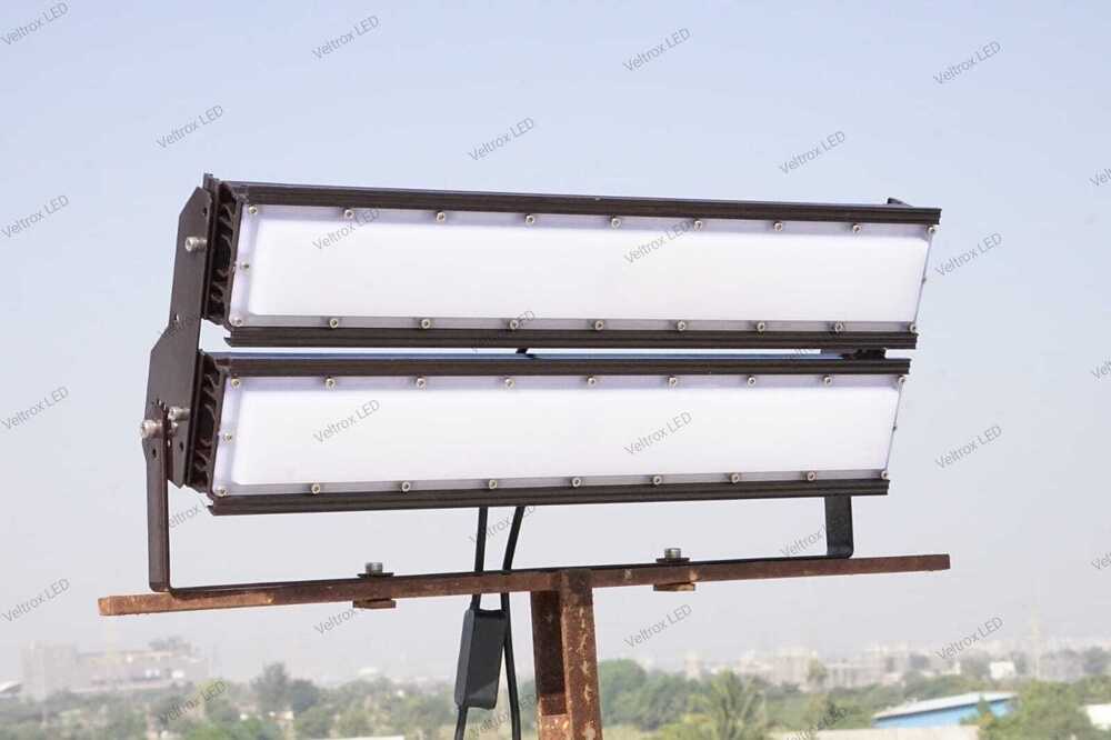 Veltrox 400W LED Antiglare Linear Flood Light (WH)