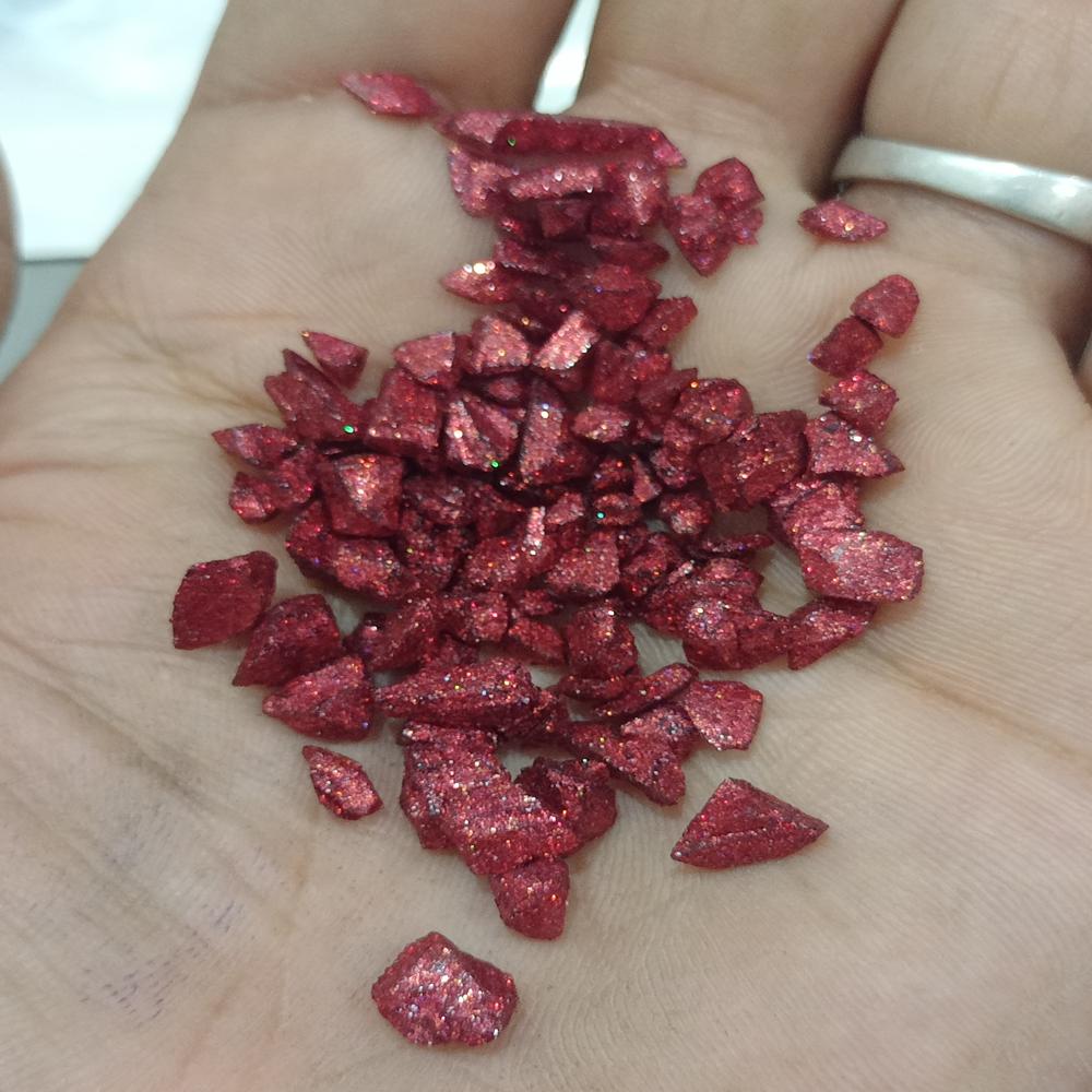 red color glass chips Non porous and water resistant