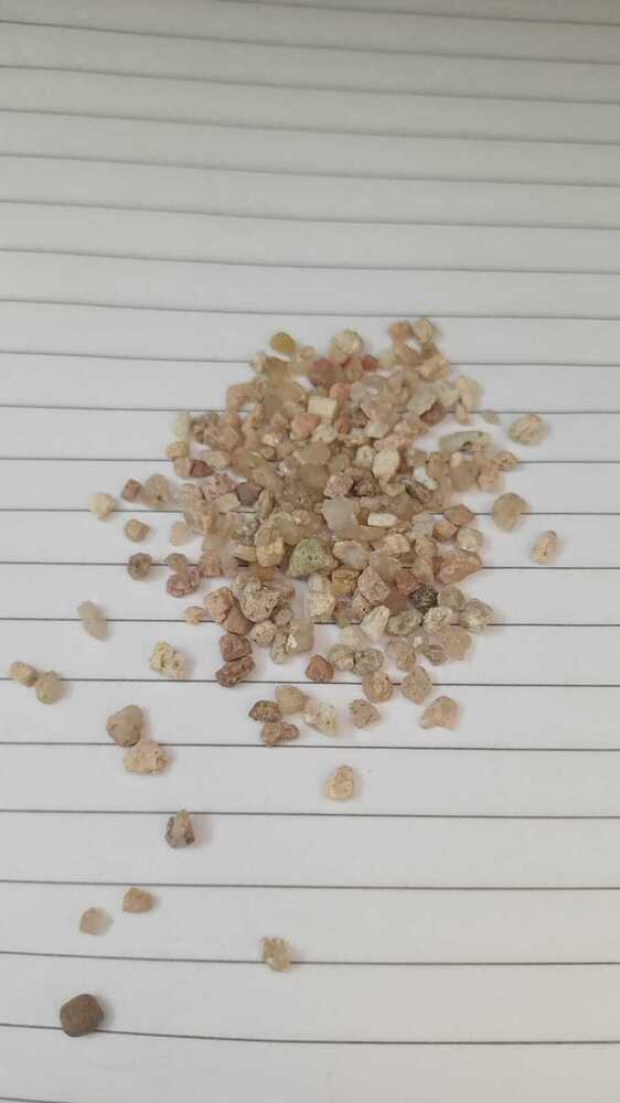 silica round gravels for flooring and wall clading textur used with acrylic bond