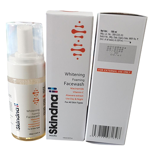 Face Wash Third Party Manufacturing - Attributes: Smudge Proof
