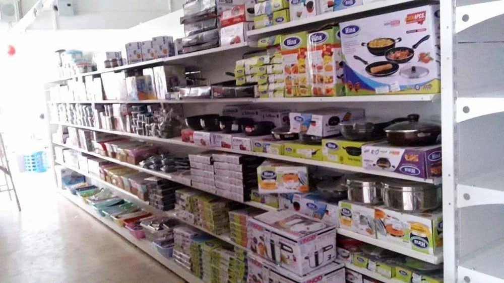 6 Shelves Supermarket Wall Display Rack