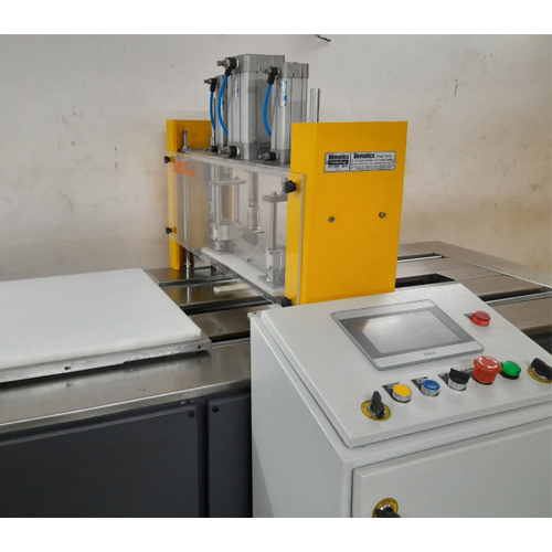 Sweet Cutting Machine - Capacity: 800 Kg Kg/Day