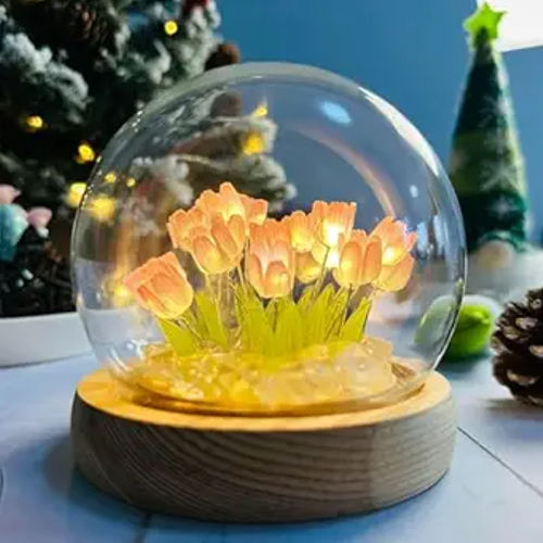 Tulip Table Lamp - Color: Transparent