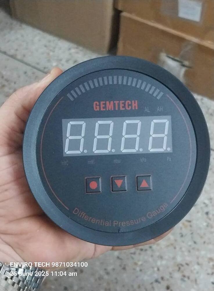 GEMTECH - Series 3000 Digital Pressure Gauge Range 0 to 1.000 KPA