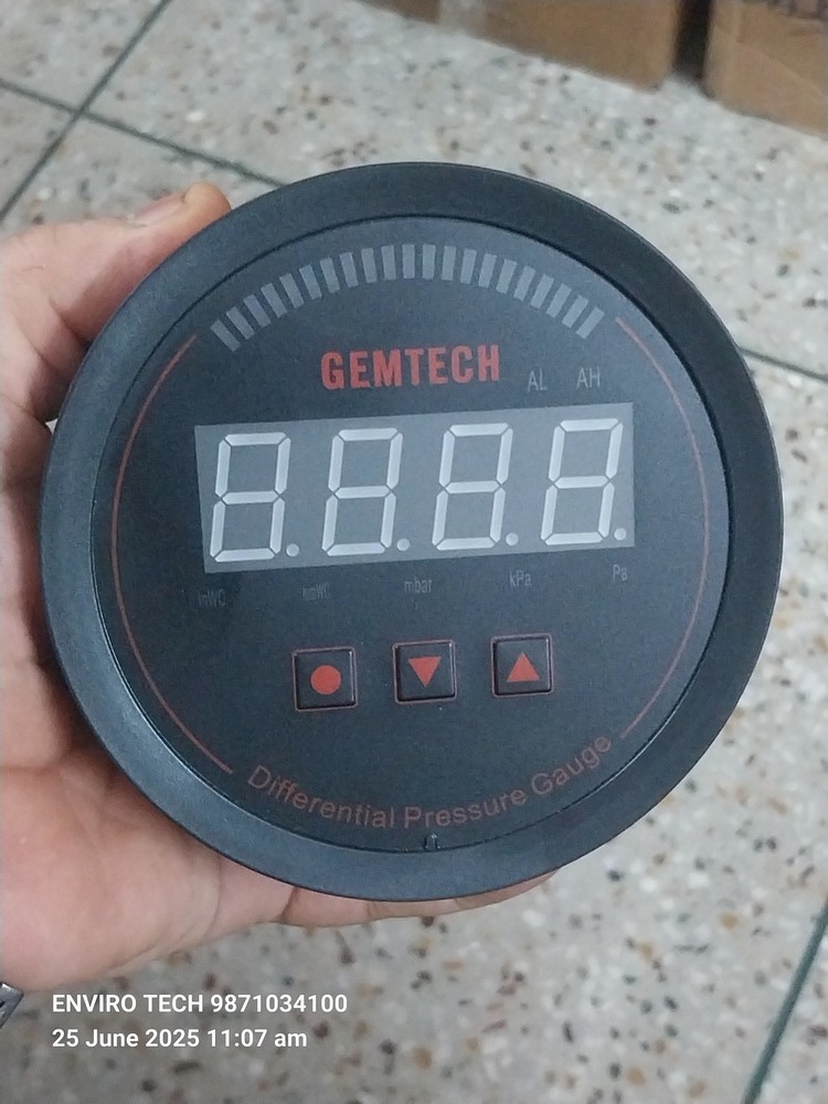 GEMTECH - Series 3000 Digital Pressure Gauge Range 0 to 1.000 KPA