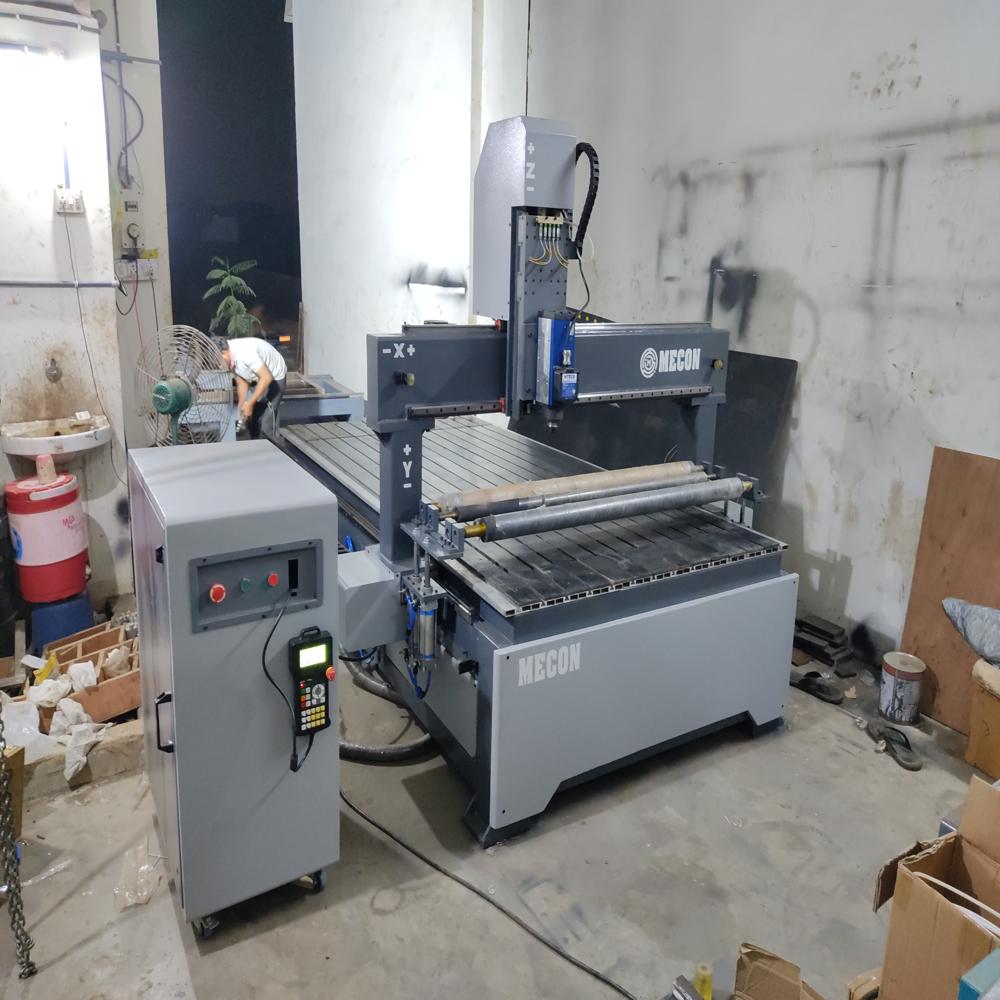 3D CNC Engraving Router Machine With Press Roller 