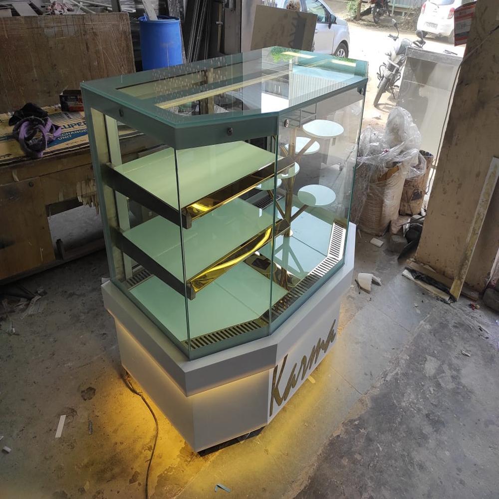 Rotating Display Counter - Color: Transparent