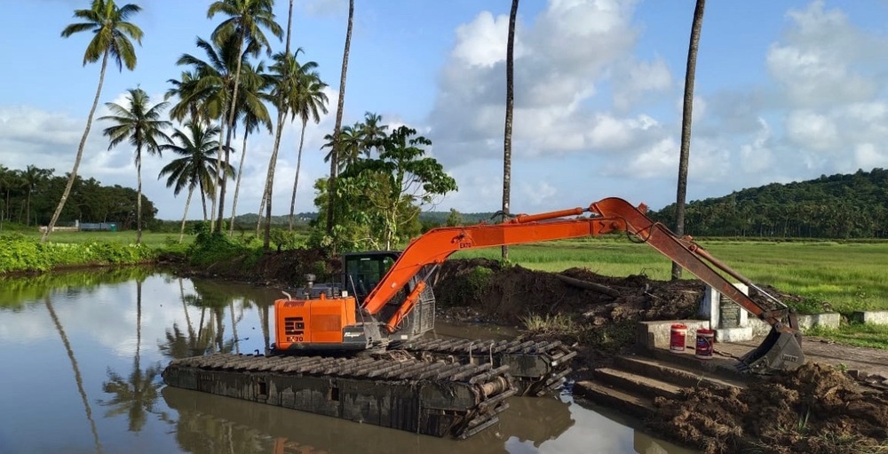 Amphibious Excavator Attachments