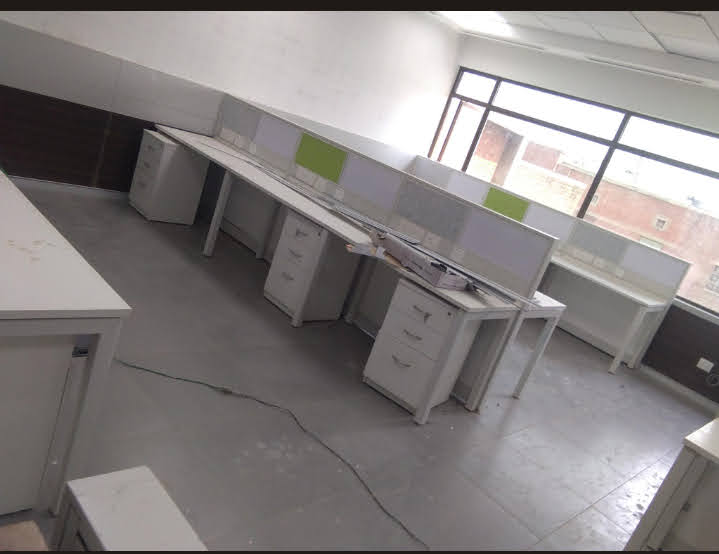 Back to back work station 4x2