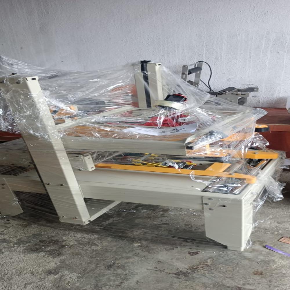 Semi-Auto Carton Sealer Machine Economic