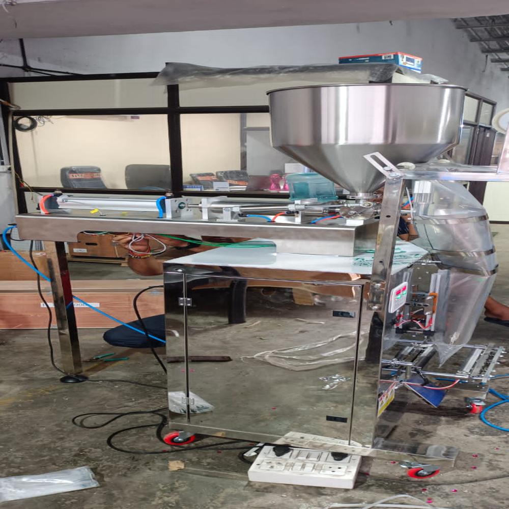 Semi Automatic Double Head Paste Filler Machine