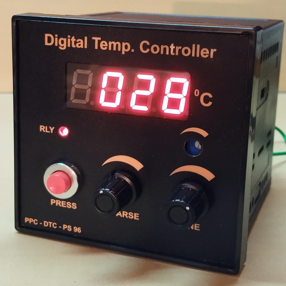 Btc-96 Blind Temperature Controller - Material: Metal