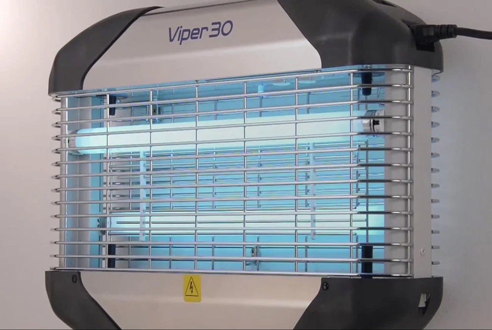 Viper 30 Fly Killer Machine