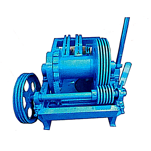 Builder Hoist With Winch Machine