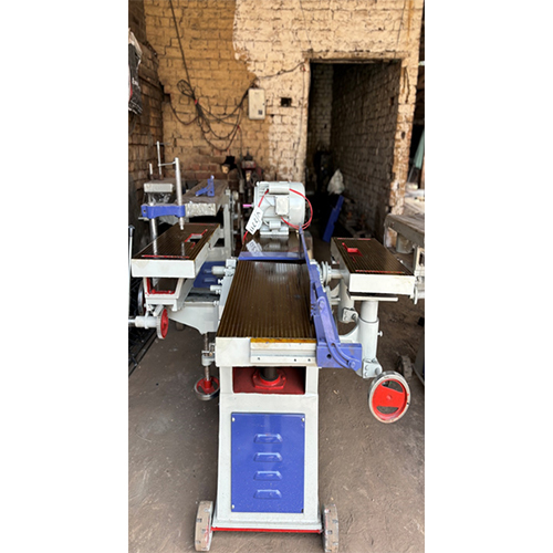 RANDA WITH SIDE JACK