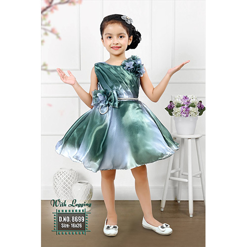 8699 Kids Frock Slax