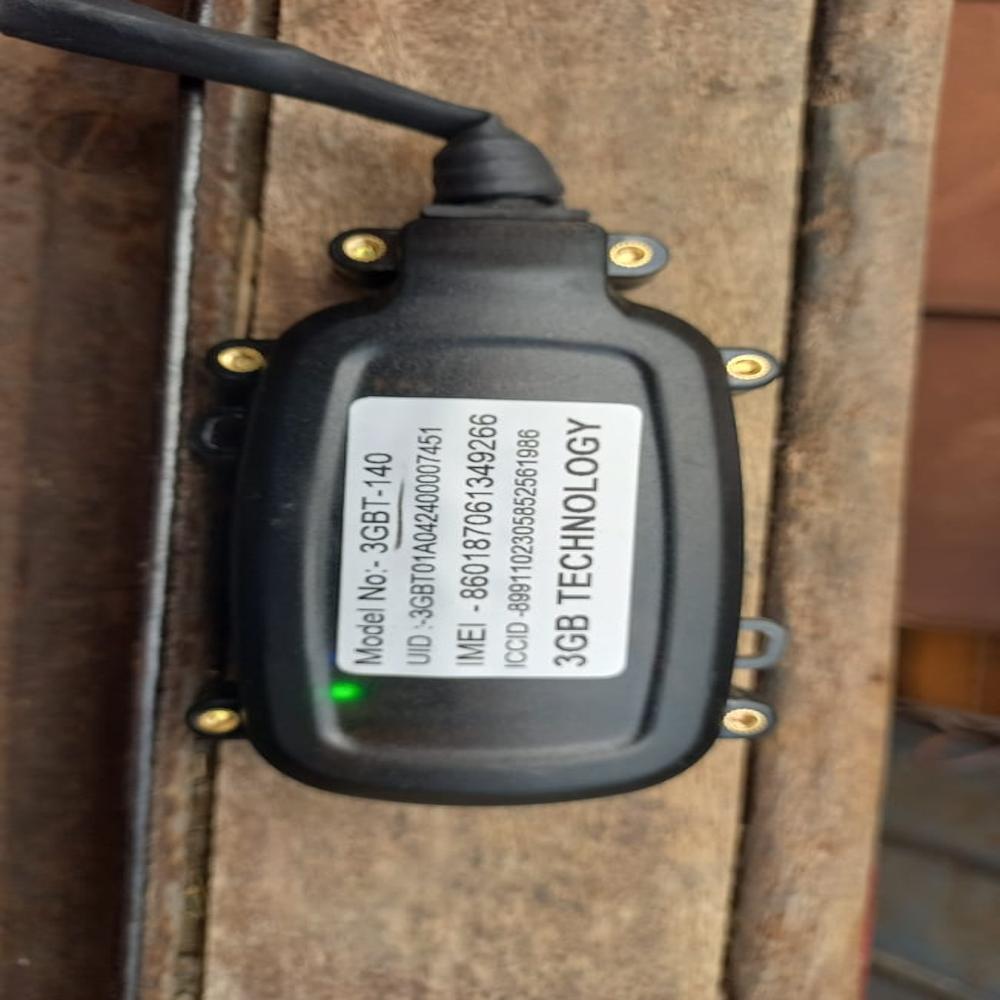 Ais140 Gps Tracker - 100% Accuracy, High Db Sensitivity | Bluetooth-enabled Digital Display For Automotive Tracking And Fleet Management