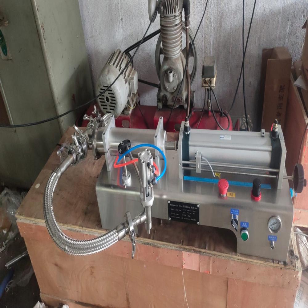 Semi Automatic Liquid Filling Machine - Color: Silver