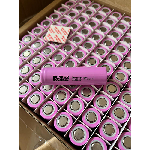 Dmegc 18650 Rechargeable 2600 Mah Lithium Ion Battery Cell - Features: High Quality