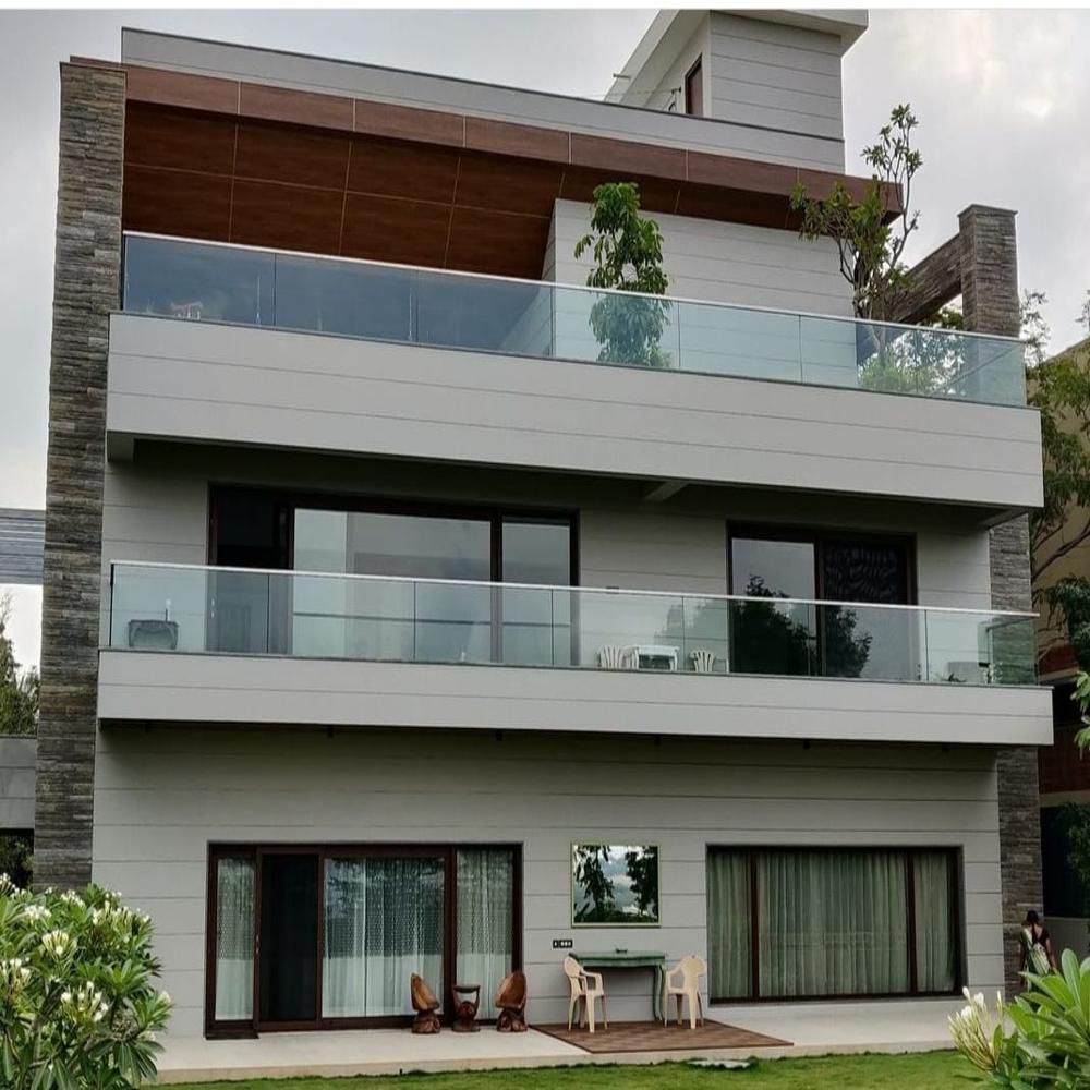 Aluminium Glass Railing Fabrication Service