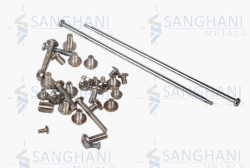 पीतल के पेंच