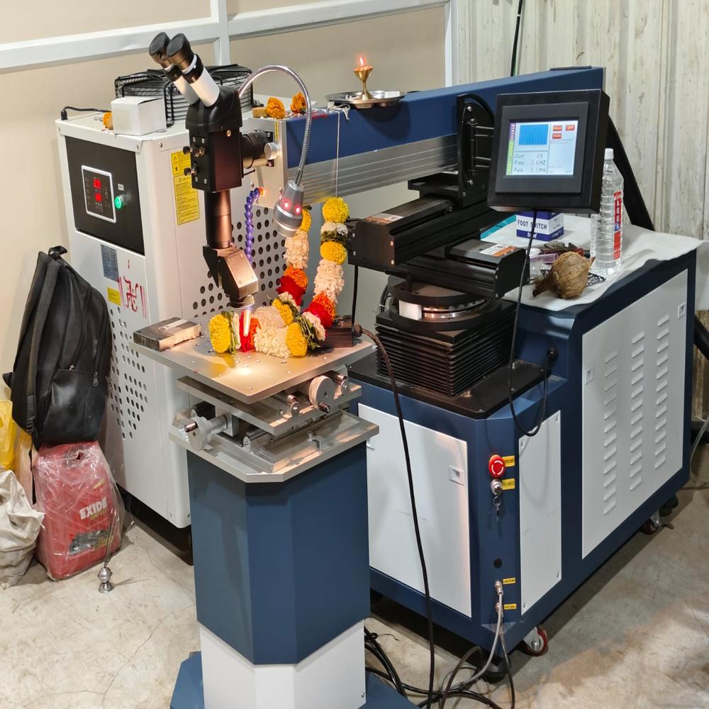 Industrial Die Mould Laser Welding Machine - Power: 300watt/400watt/500watt Watt (W)