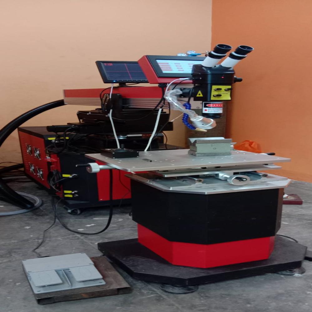 Industrial Die Mould Laser Welding Machine - Power: 300watt/400watt/500watt Watt (W)
