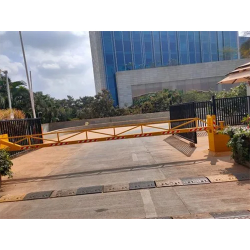 Anti Crash Boom Barrier - Color: Yellow