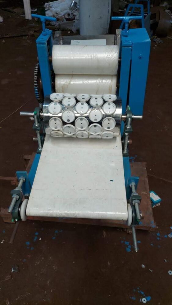 Manual panipuri machine