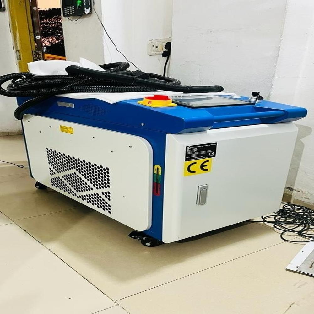 Laser Cleaning Machine - Operating Type: Automatic