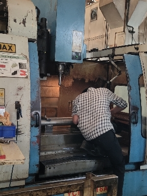 Ycm Supermax Pallet Changer - Feature: High Efficiency