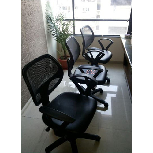 Net Small-Lr Executive Mesh Chair - Color: Black