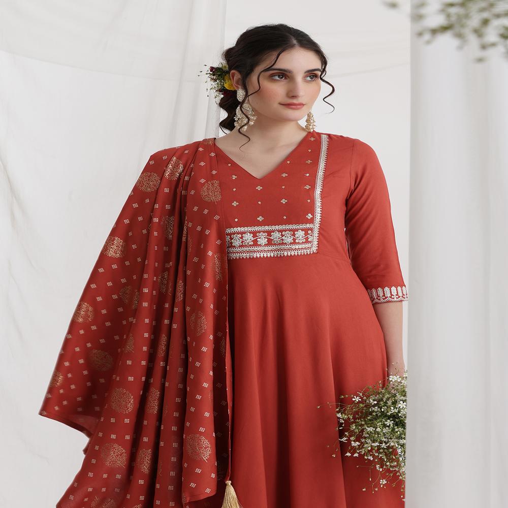 Women Kurta Set - Color: Rust