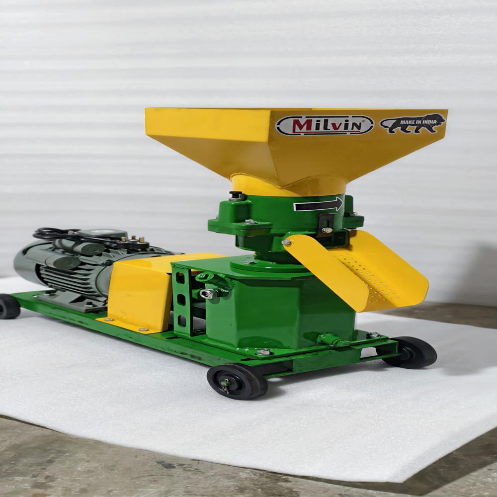Single Phase Pashu Aahar Making Machine - Color: Green
