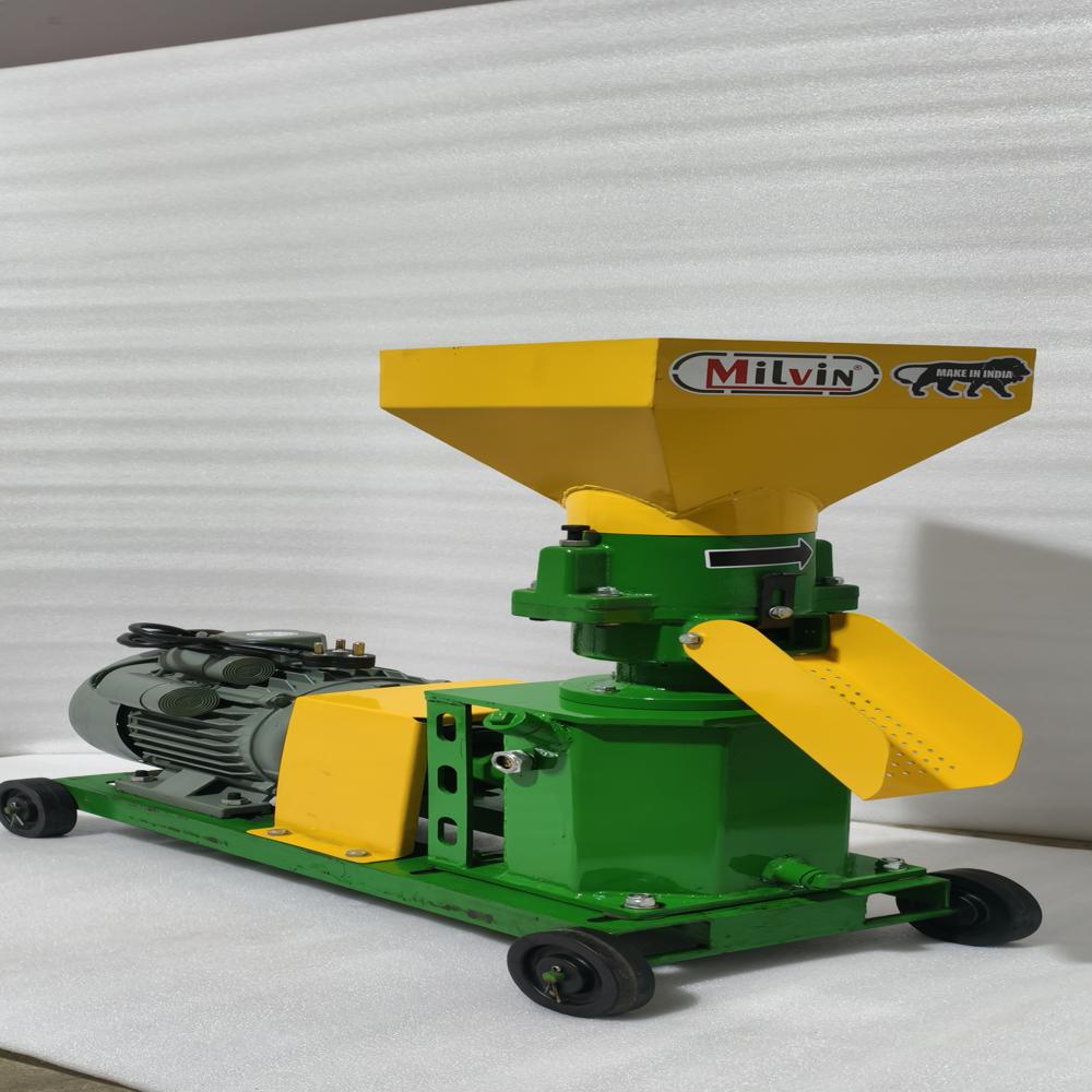 Single Phase Pashu Aahar Making Machine - Color: Green