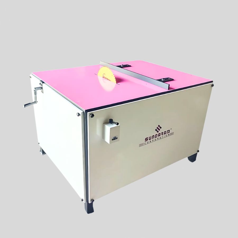 Plywood Cutting Machine