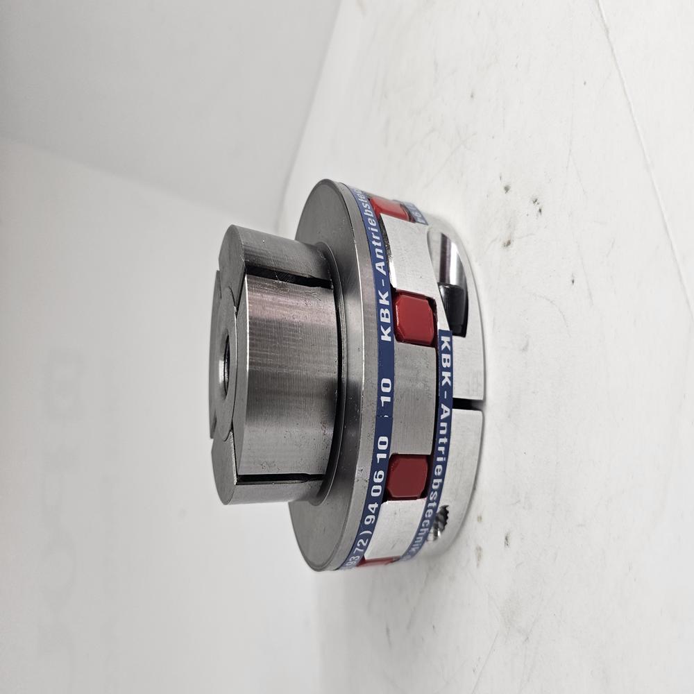 SERVO INSERT COUPLINGS