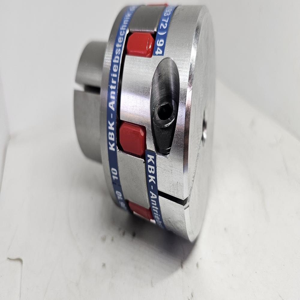 Servo Insert Couplings - Color: Red Spider