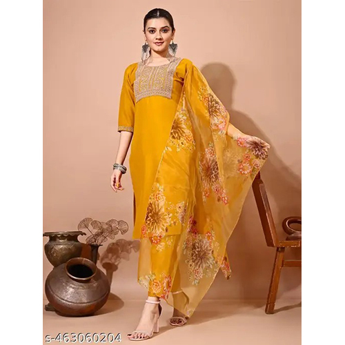 Ladies Suit - Ethnic Region: Indian