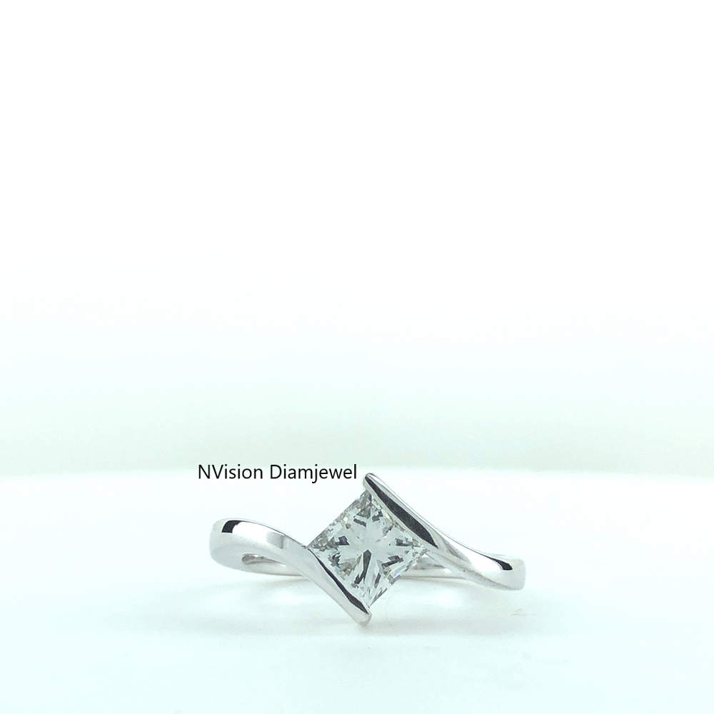 Royal Sparkle  Princess Cut Natural Solitaire Ring