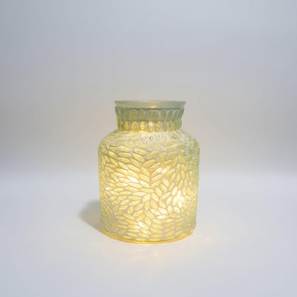 Table Top Flower Vase - Color: White
