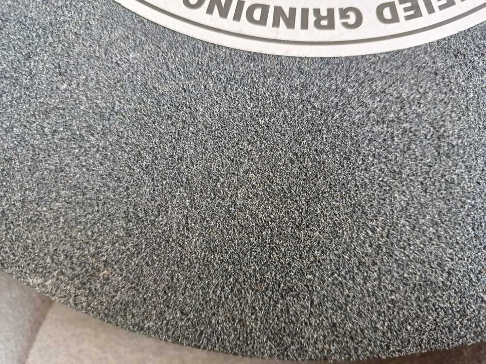 Centerless Grinding Wheel By Shri Navnit C.bavishi And Company