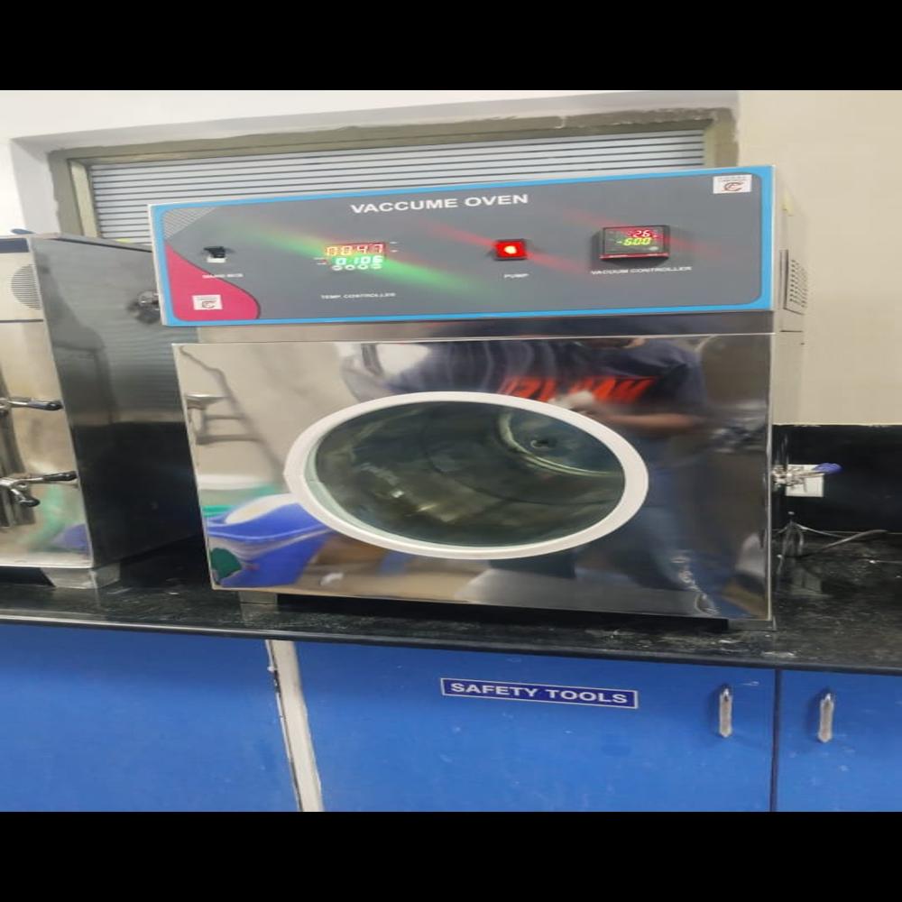 Vacuum Oven - Color: Sliver